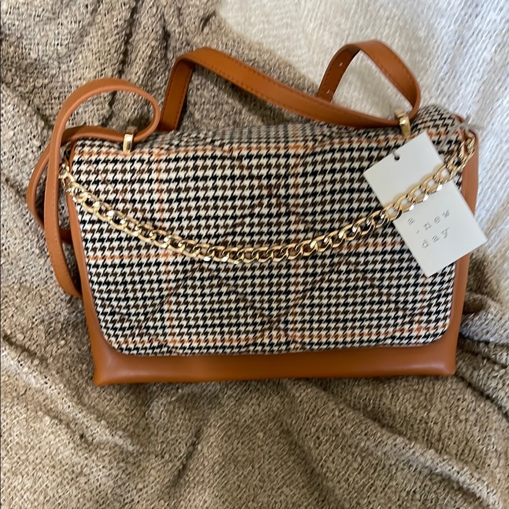 Brown Houndstooth Chain Shoulder Bag